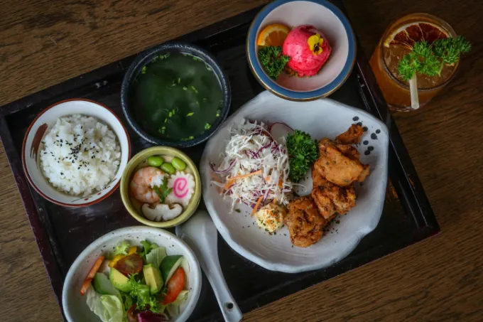 10 Makanan Jepang yang Wajib Dicoba Saat Liburan ke Jepang